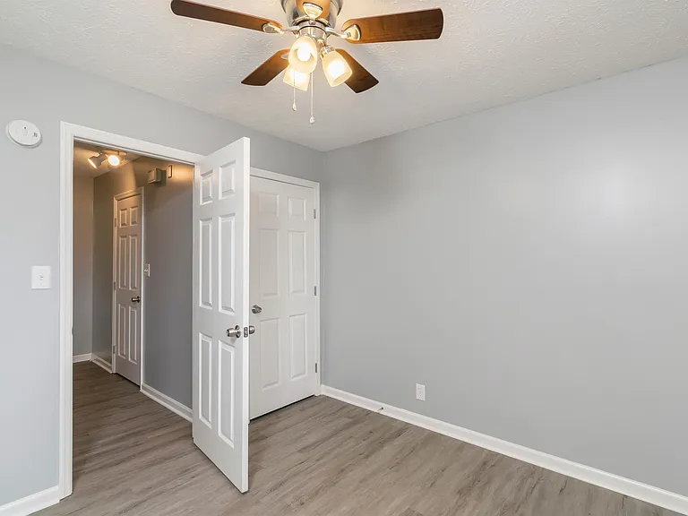 9104 Cedarpark Ln #C — Photo 17