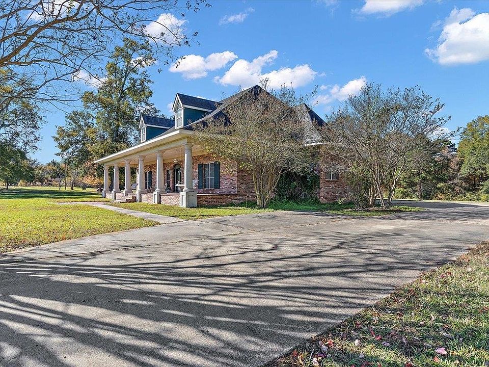 565 Fm 2572, Joaquin, TX 75954 Zillow