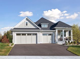 103 Spring Farm Rd, North Oaks, MN 55127