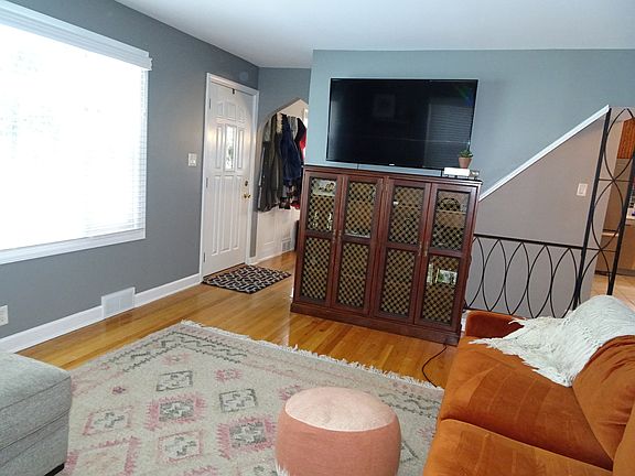 4th image of 12231 S Nagle Ave