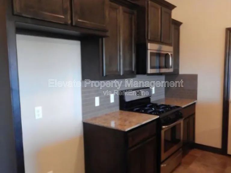 2200 Kintyre Rd — Photo 10