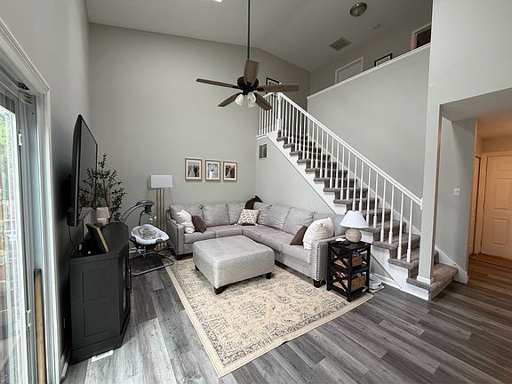 2nd image of 1487 S Pembroke Dr #1