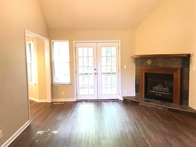 809 Briargrove Dr — Photo 7