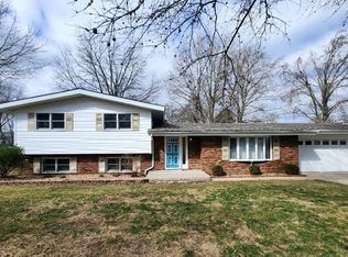 5093 White Walnut Rd, Pinckneyville, IL 62274