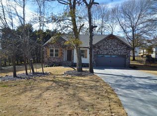 102 Troy Hunter Ct, Anderson, SC 29621