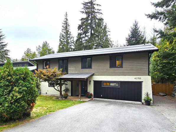 40755 Thunderbird Rdg, Squamish, BC V8B 0G1