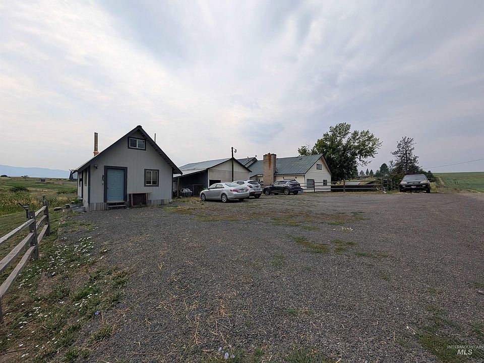 1st image of 266 Trenary Rd