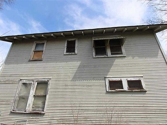 5th image of 917 E Harvey Ave
