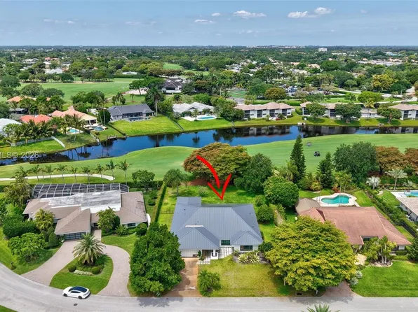712 Pine Lake Dr, Delray Beach, FL 33445
