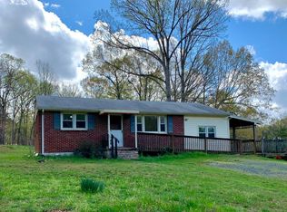 703 Wright Shop Rd, Madison Heights, VA 24572