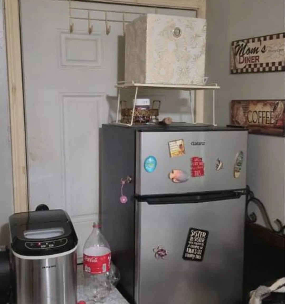 4 bed, 1777 sqft, $1,000 — Photo 2