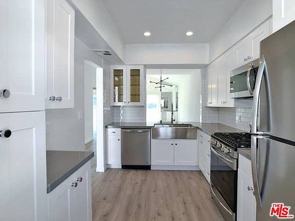 2nd image of 1900 Silver Lake Blvd APT 201