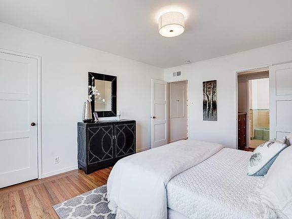 4th image of 383 Belmar Ave