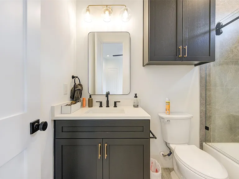 18 Sidney St #A — Photo 23