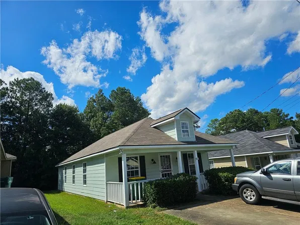 803 Pine Hill Ct, Phenix City, AL 36869