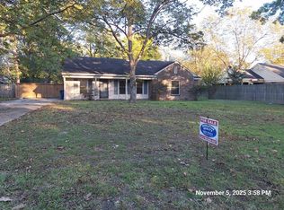 1302 Park Ln, Clarksdale, MS 38614