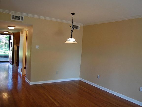 Dinning area /Living room