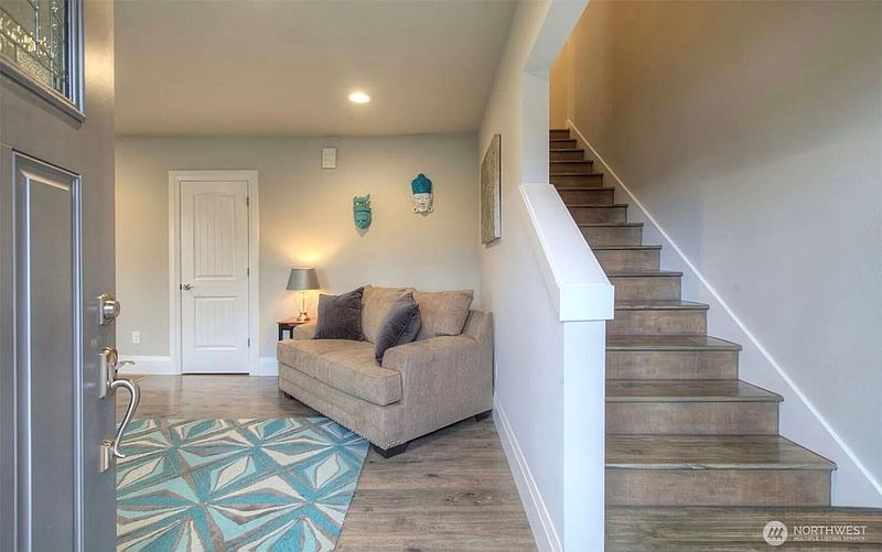 4th image of 4238 S 164th Street