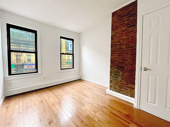 3rd image of 1454 Myrtle Ave Floor 3