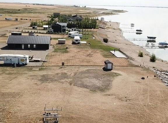 2nd image of 25 Canyon Beach BAY