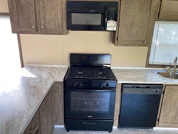 5th image of 5607 Squiredale Ln