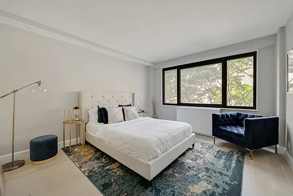 Sold by Compass | media 3