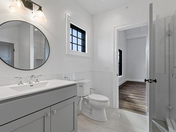 "Middlesex" -1BR / 1BA @ 96 East Ave