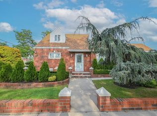15805 83rd St, Howard Beach, NY 11414
