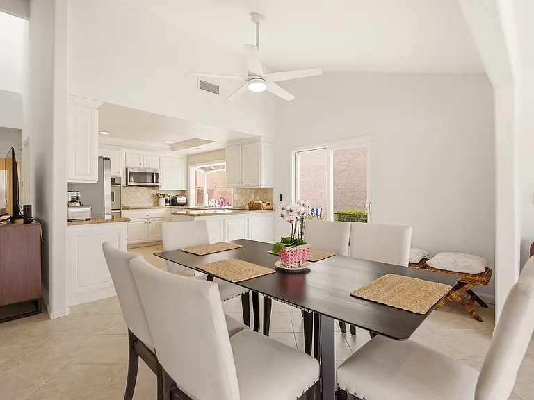 2379 Leeward Cir — Photo 10