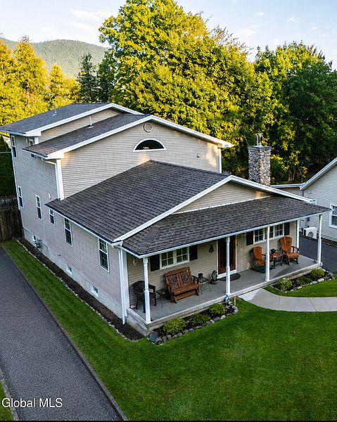 2nd image of 14 Beatty Road