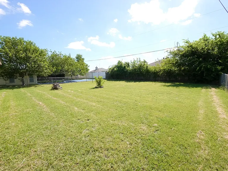 1510 Westway Dr — Photo 15
