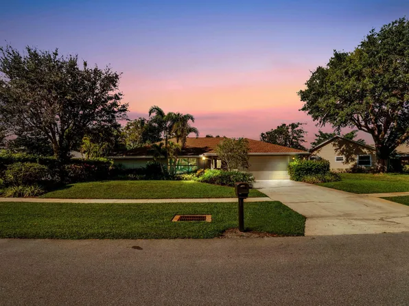 14110 Tecoma Drive, Wellington, FL 33414