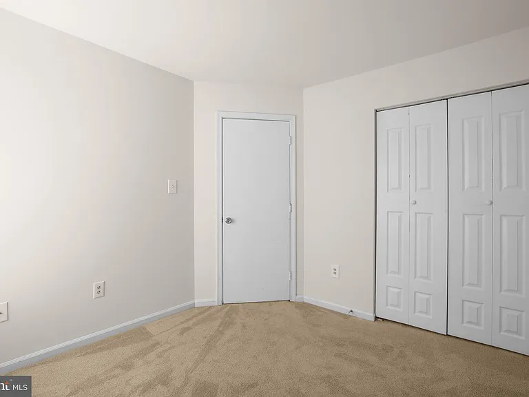502 Wind Ridge Dr — Photo 17