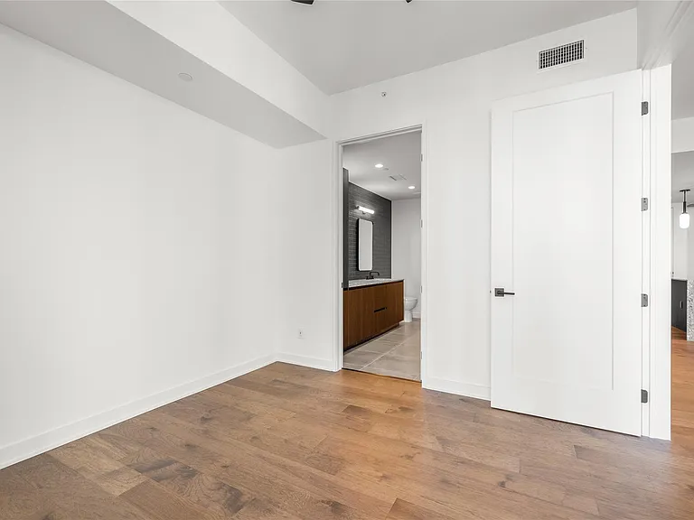 84 East Ave #1905 — Photo 4