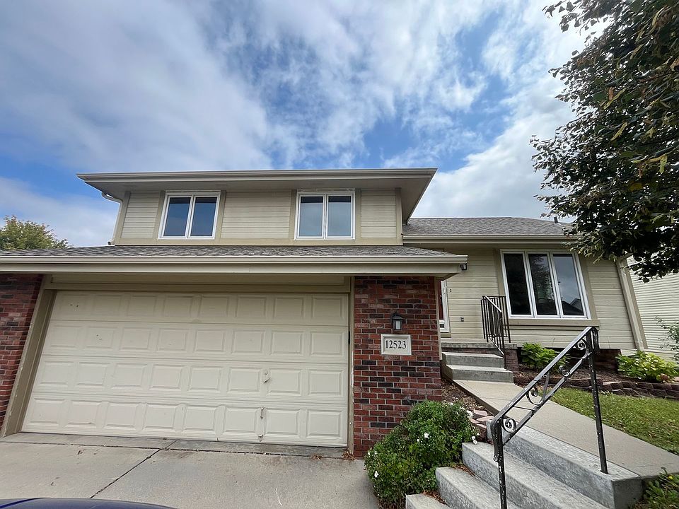 1st image of 12523 S 218th St