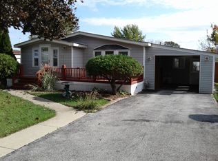 65 Maple Ln, Manteno, IL 60950