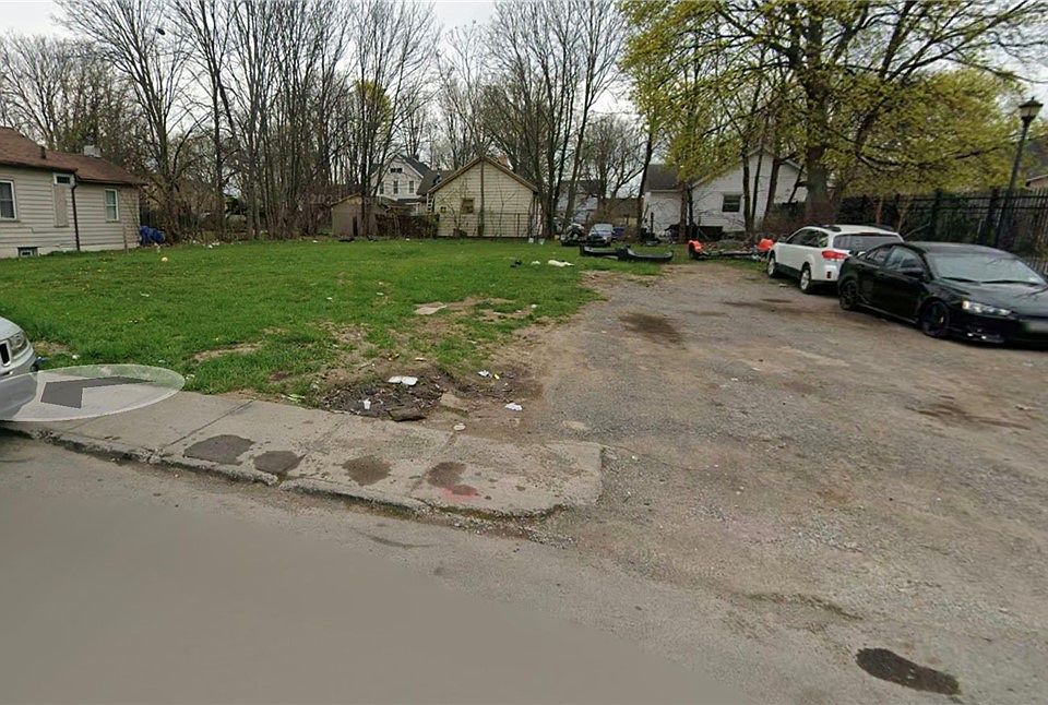2nd image of 36 Caspar St #28