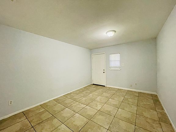 5th image of 12806 Dairy Brook Dr