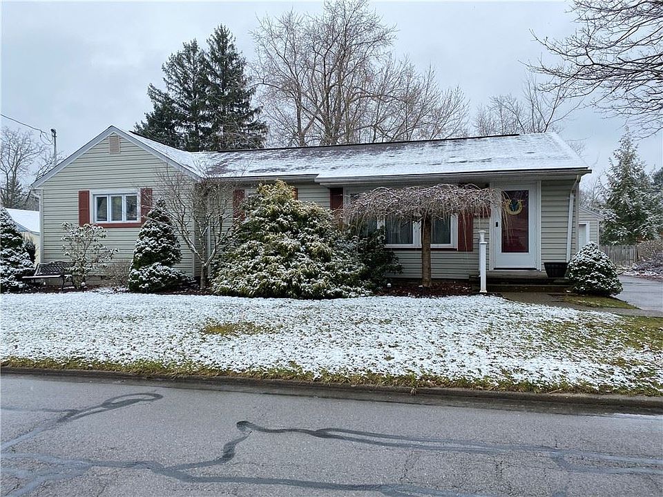1st image of 23 Bentley Ave