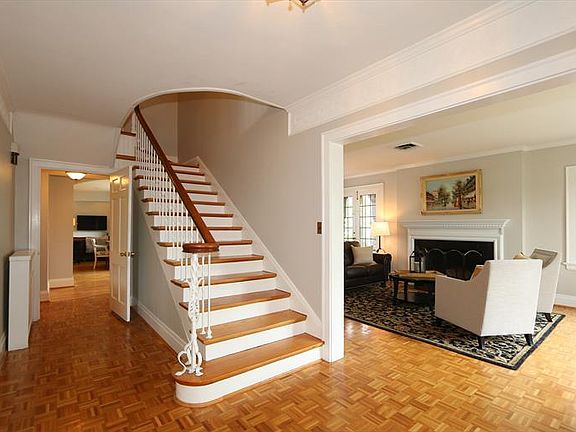 4th image of 6936 Miami Bluff Dr