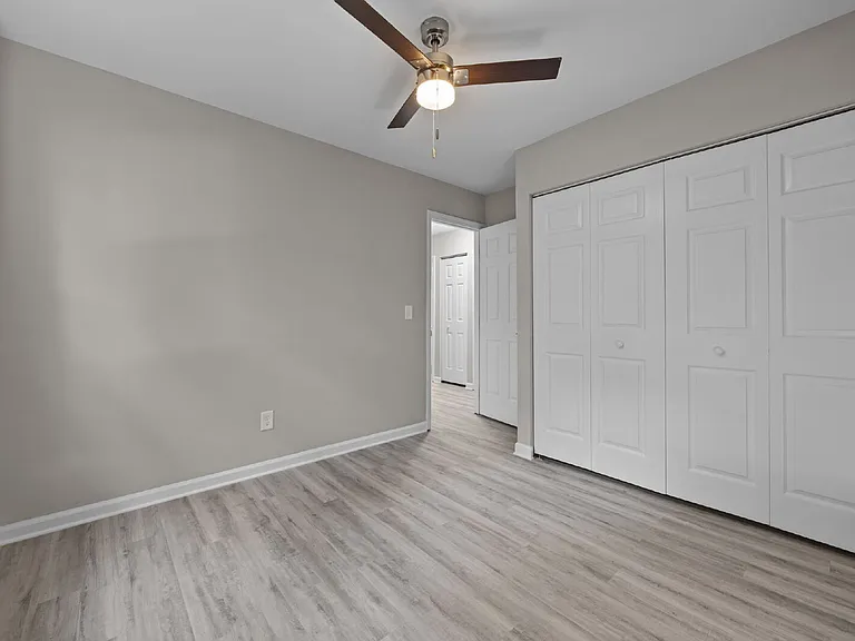 4804 Tolley Ct — Photo 29