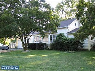2nd image of 434 Etra Perrineville Rd