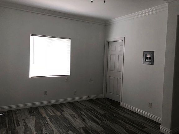 2nd image of 1119 N Coronado St APT 201
