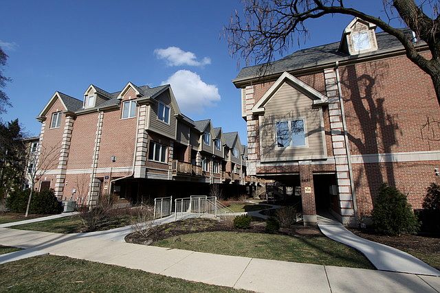 1st image of 3631 S Forest Ave #F
