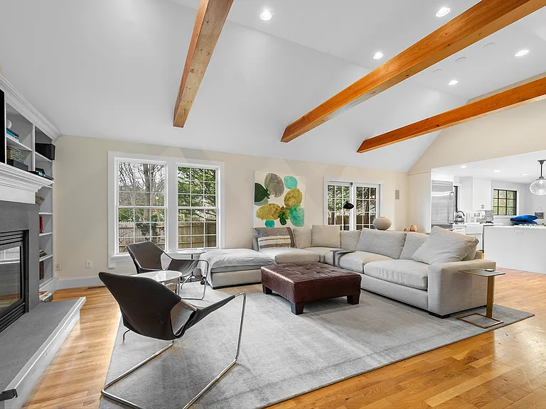 5 Kingstown Ave — Photo 4