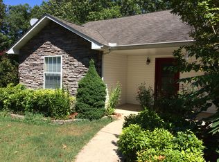 501 Fairview Dr, Flippin, AR 72634