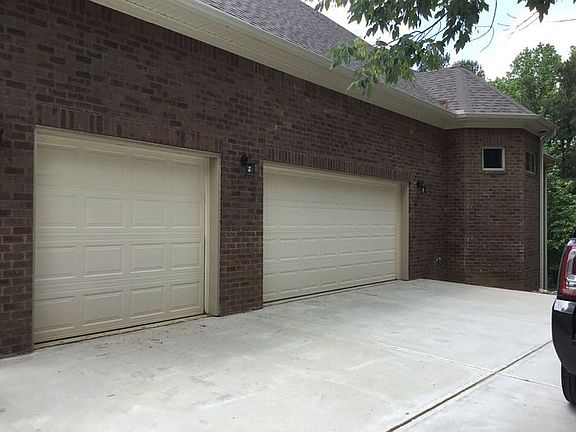 2nd image of 145 Trustin Lake Dr