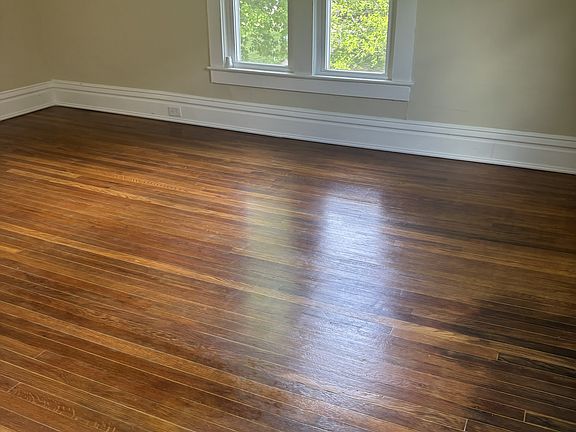 4th image of 813 1/2 4th St #2