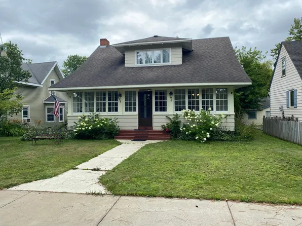 214 Main Ave S, Baudette, MN 56623