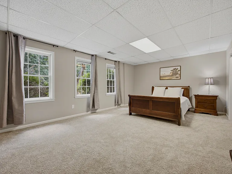 10530 Tuxford Dr — Photo 9